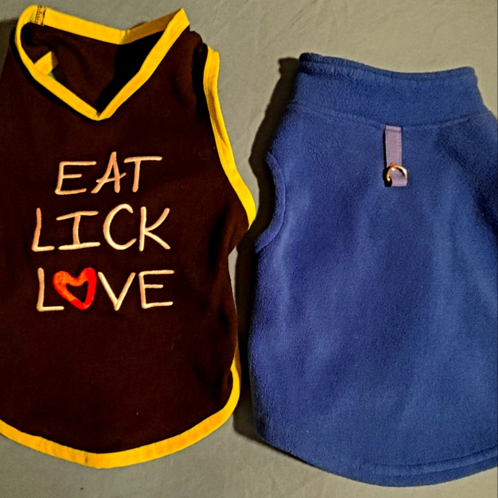 Bundle of 2 small to Medium Small/Med Dog  Jackets.In Excellent used condition.
